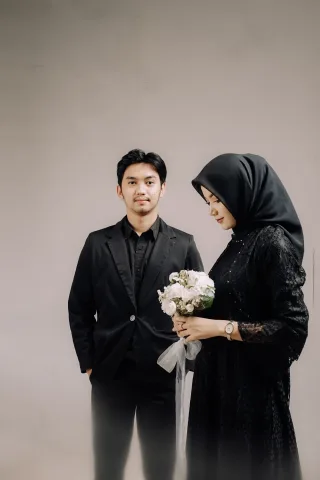 Thumbnail contoh foto twogether di Vibesroom Studio