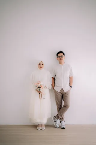 Thumbnail contoh foto twogether di Vibesroom Studio